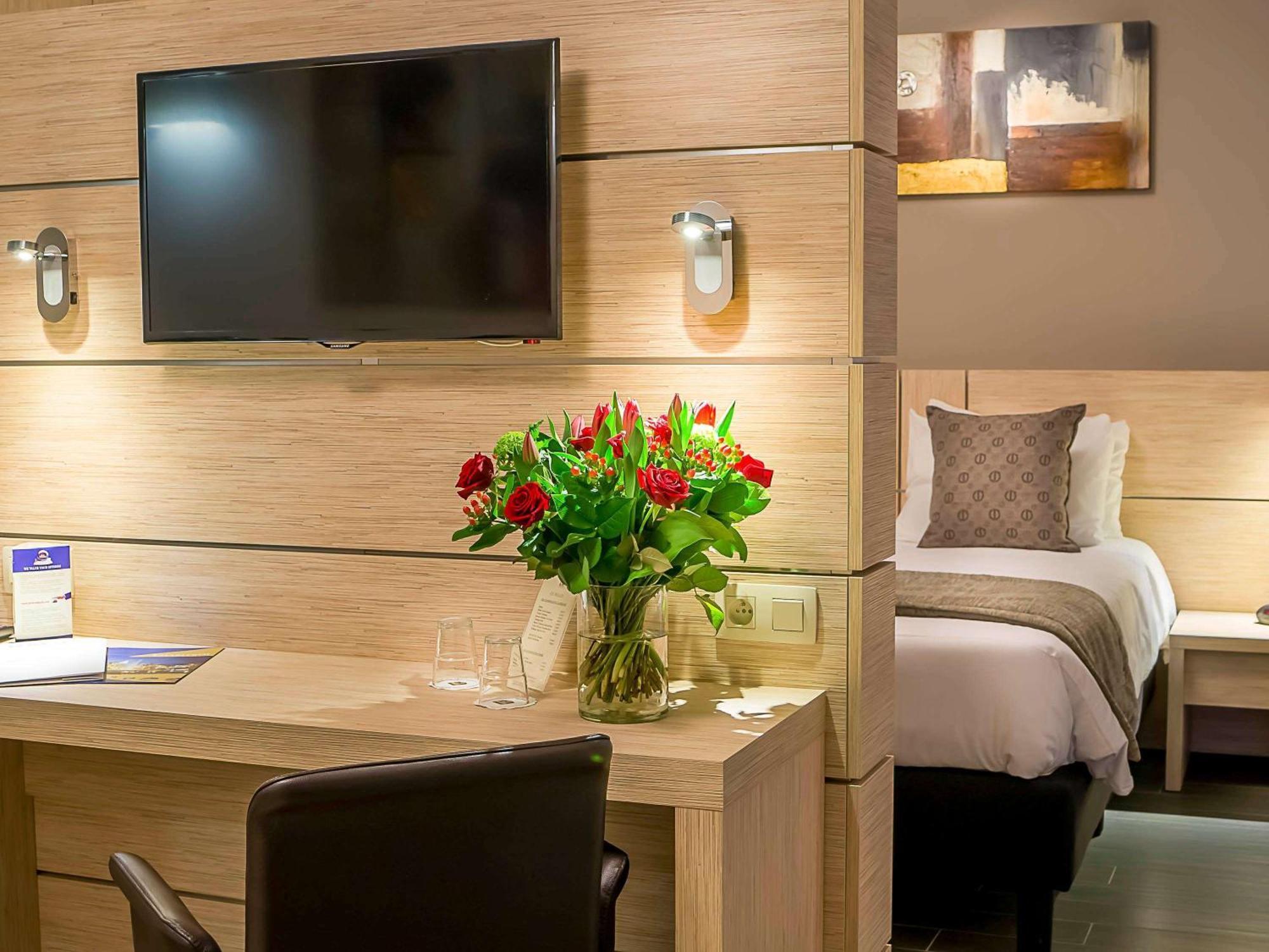 Ibis Styles Charleroi Airport Aero 44 Hotel Eksteriør billede