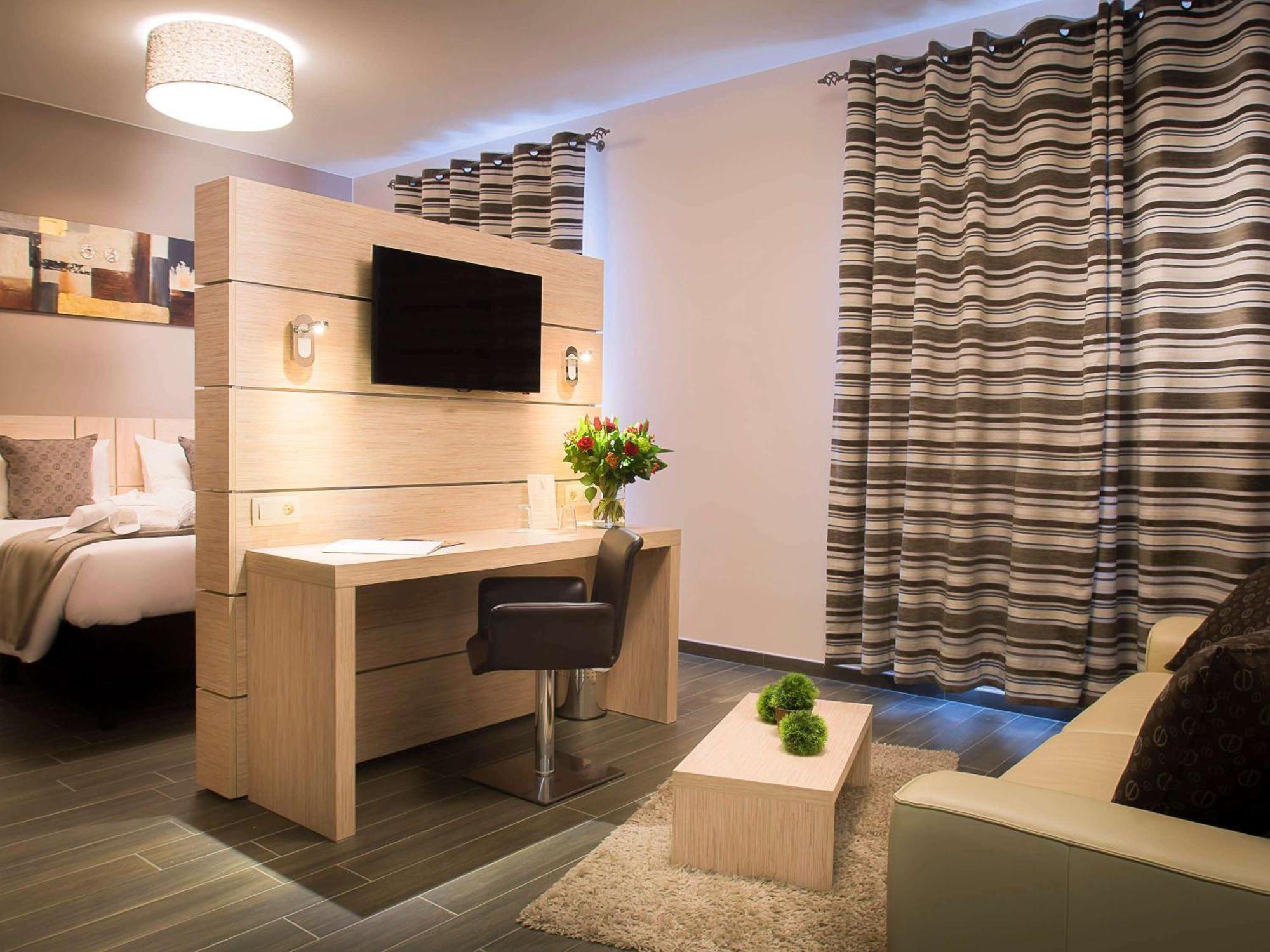 Ibis Styles Charleroi Airport Aero 44 Hotel Eksteriør billede
