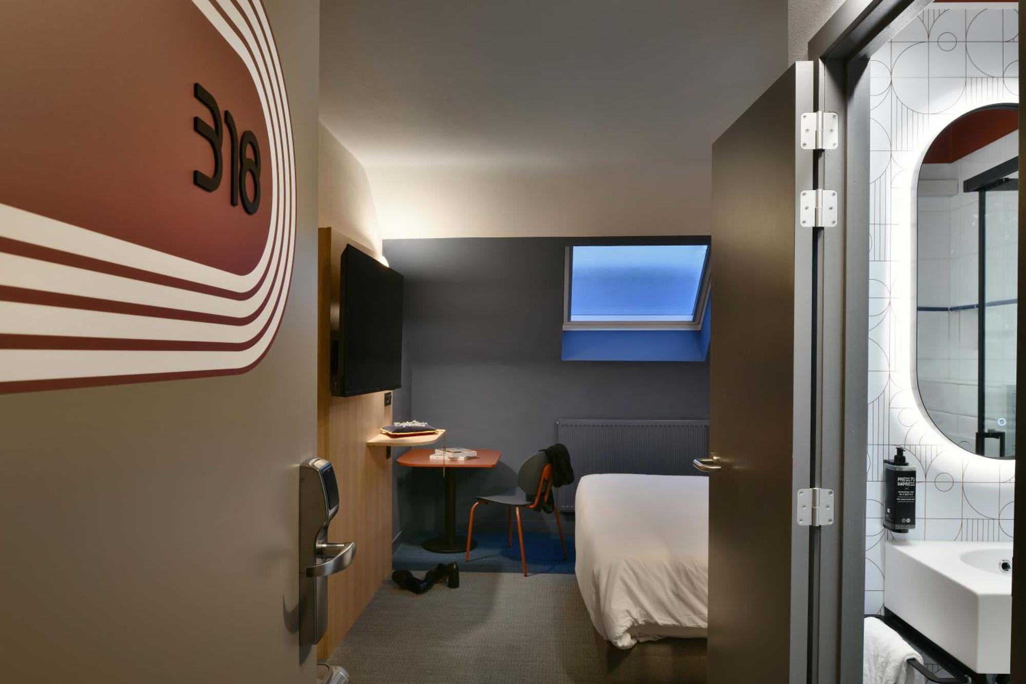 Ibis Styles Charleroi Airport Aero 44 Hotel Eksteriør billede