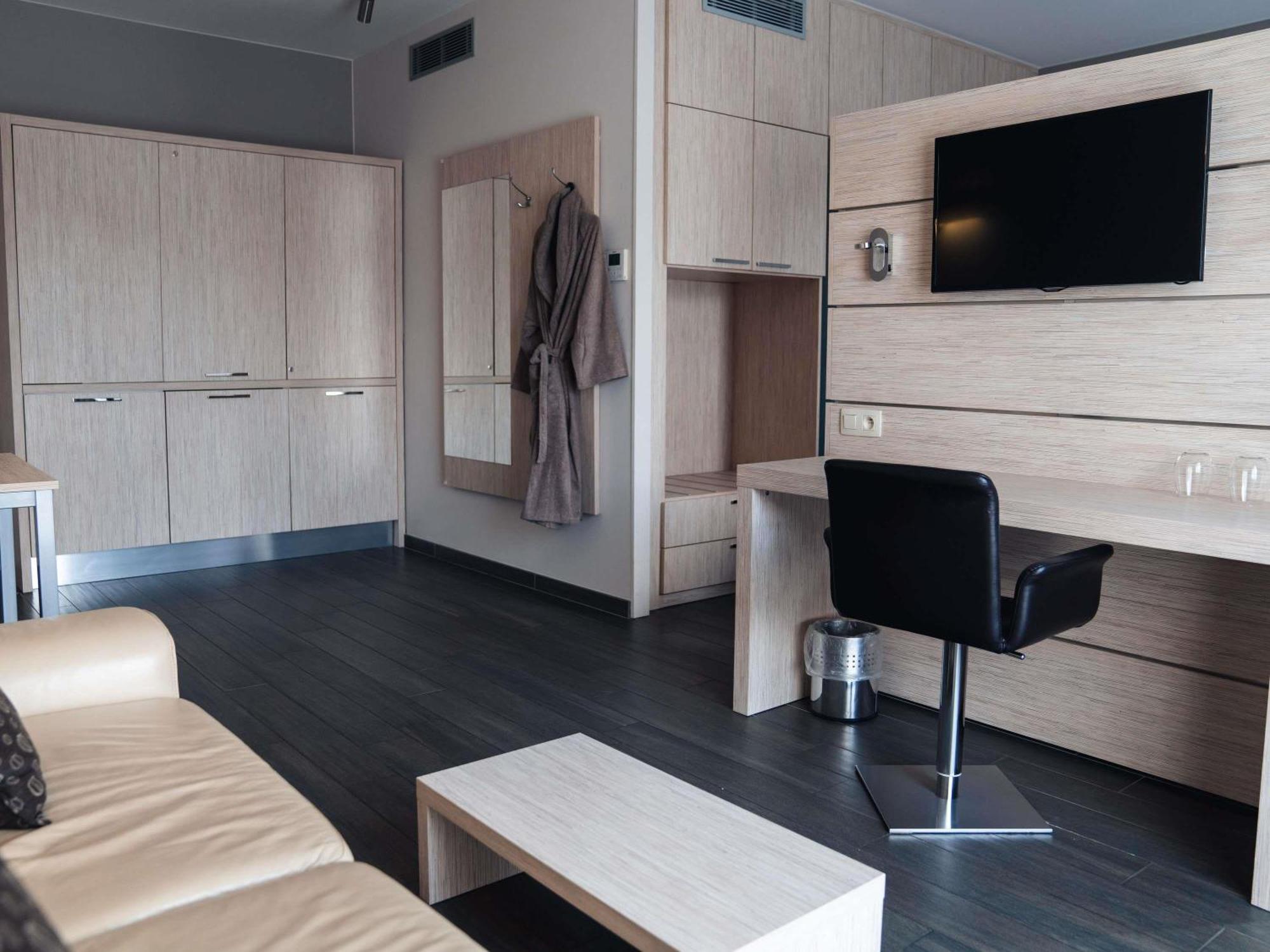 Ibis Styles Charleroi Airport Aero 44 Hotel Eksteriør billede